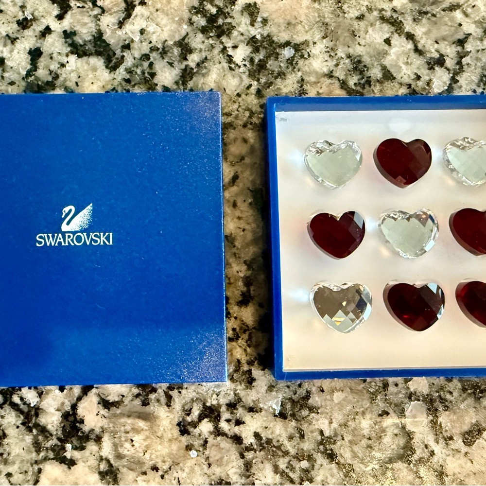 Swarovski crystal 9 pcs heart tic tac toe game